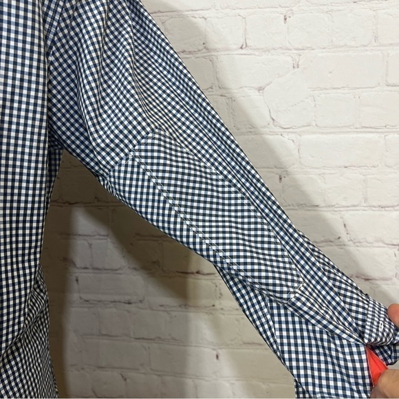 ROBERT GRAHAM LONG SLEEVE BUTTON DOWN SHIRT XL flip cuff detail GUC - Picture 8 of 15